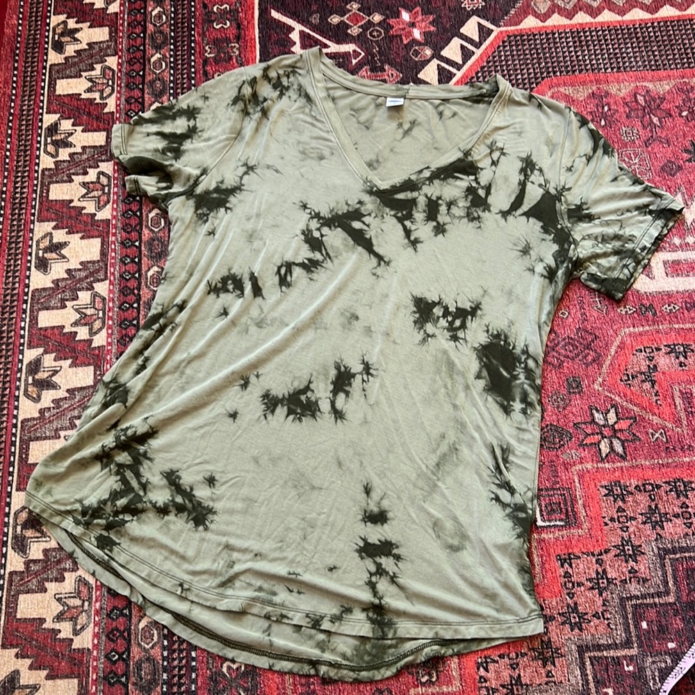 Save Greeb Old Navy Luxe Tee